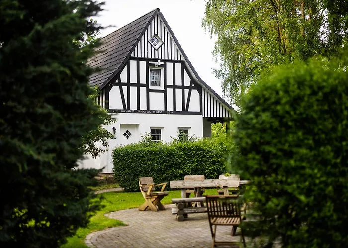 Hof Koehne - Hexenhaus Semesterbostad *